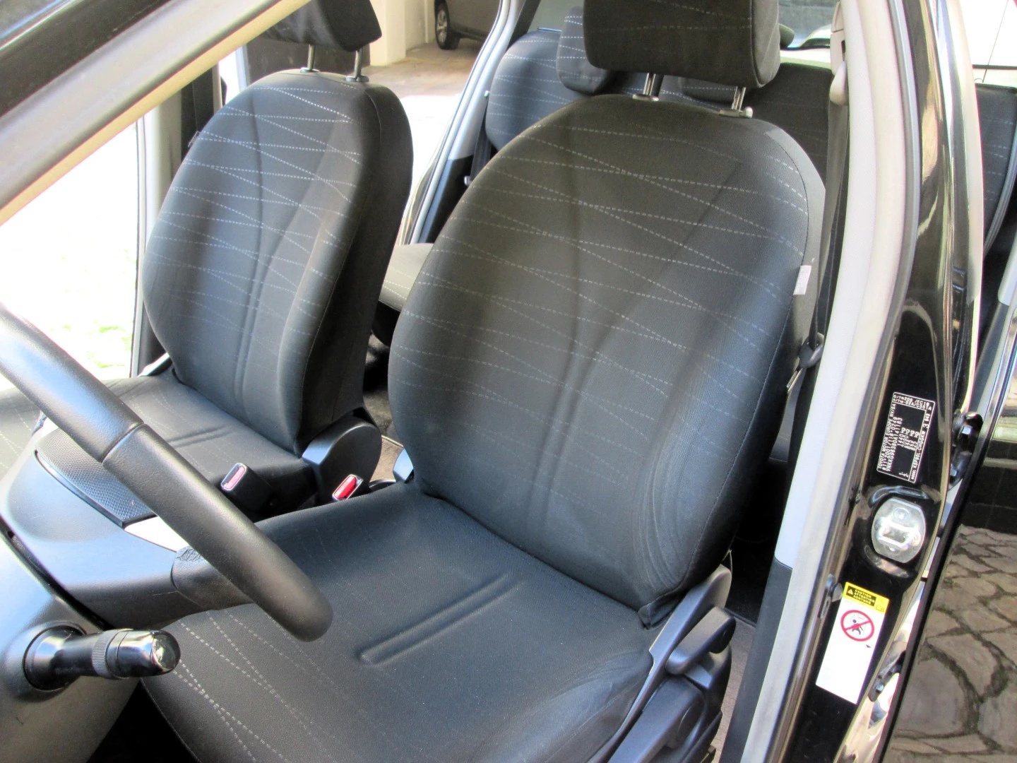 Toyota Yaris 1.0 VVT-i Sol High Pack MMT