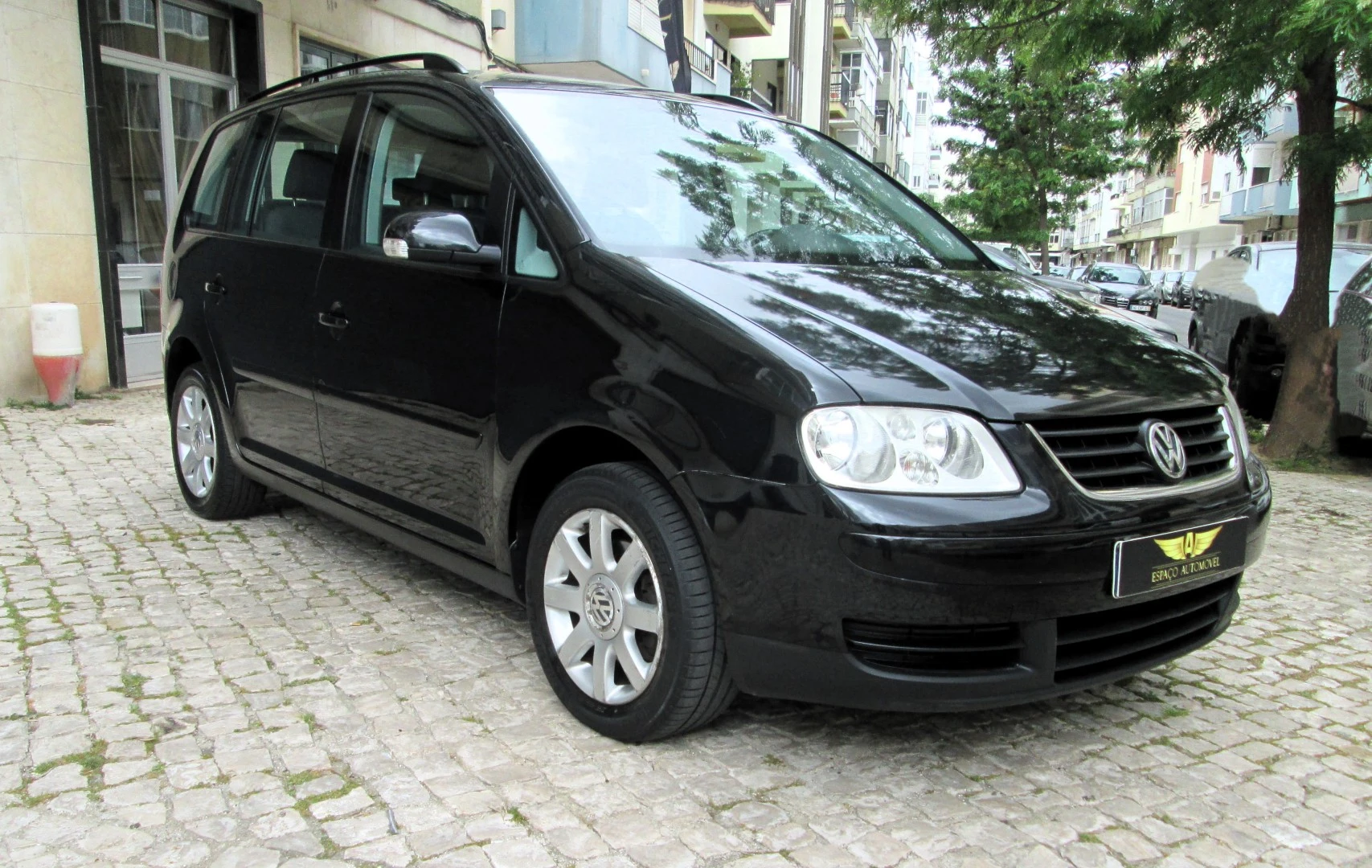 VW Touran 1.9 TDi Highline 7L