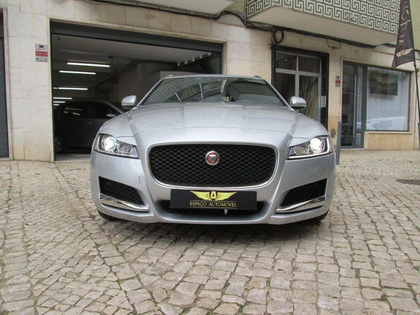 Jaguar XF Sportbrake 2.0 D R-Sport AWD Aut.