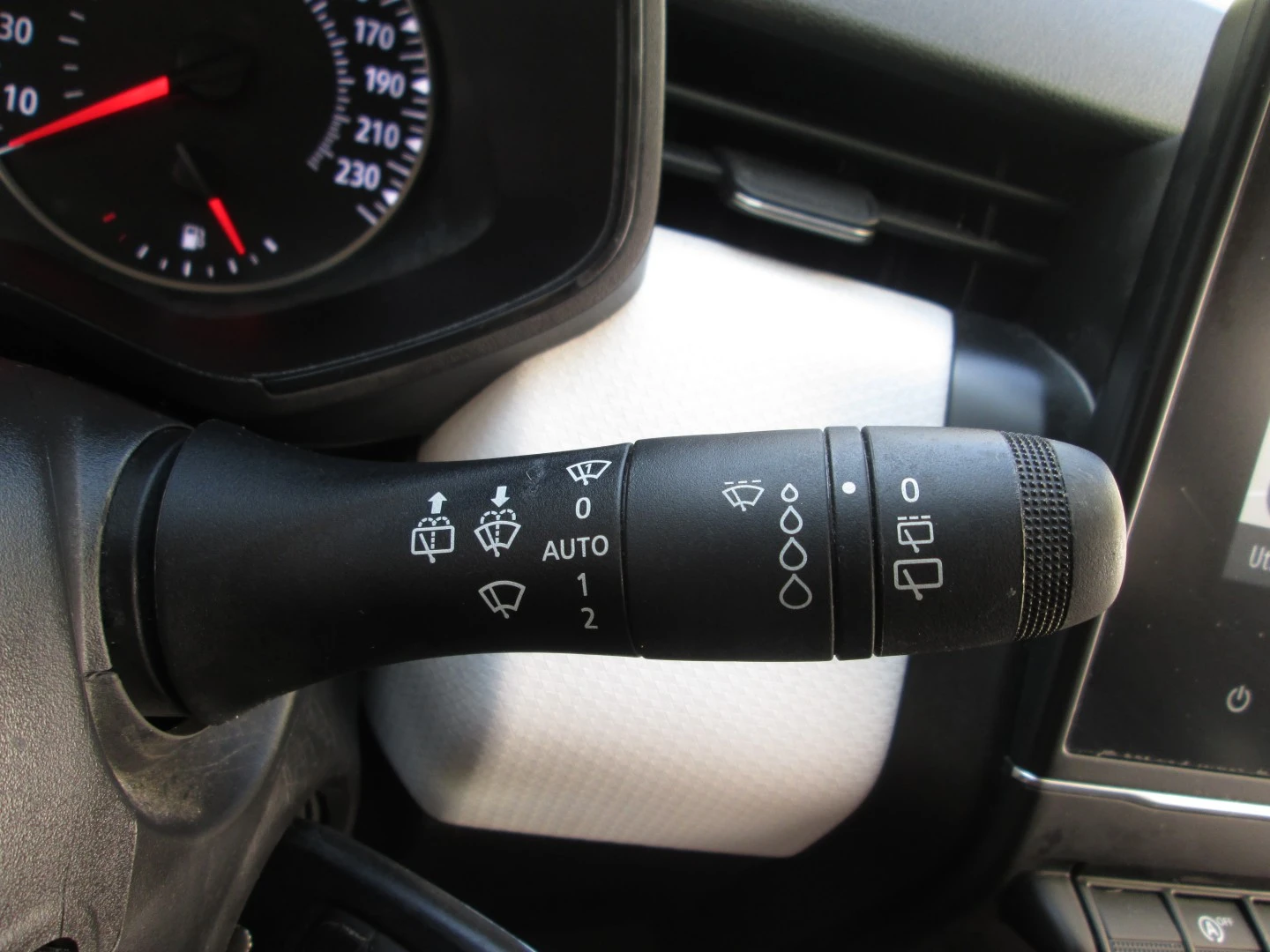 Renault Clio 1.0 TCe Evolution Bi-Fuel