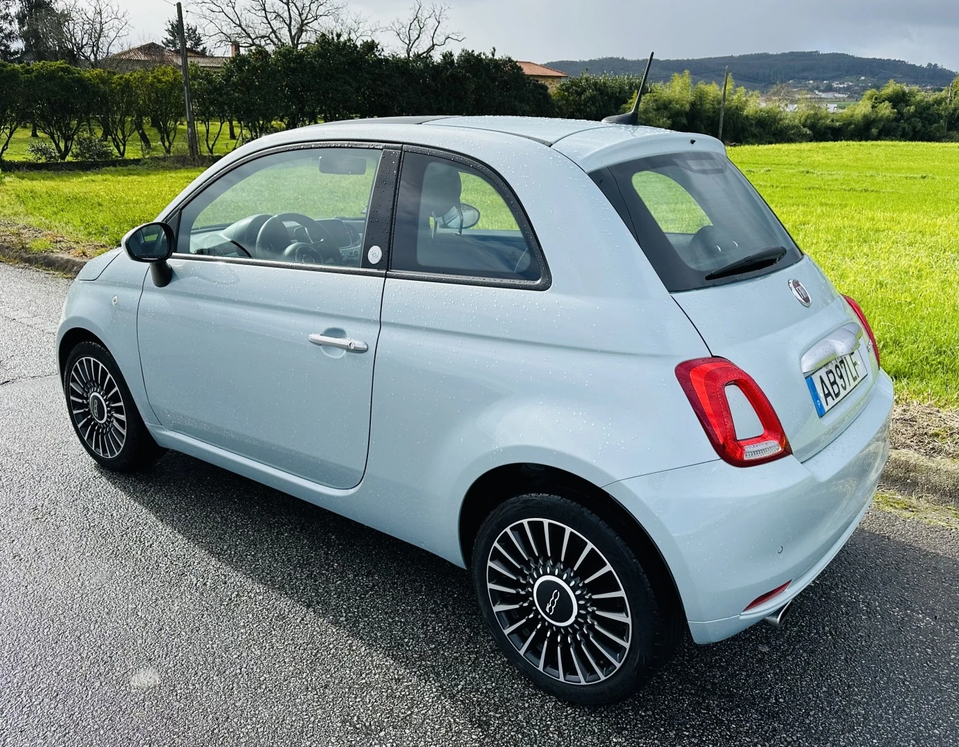 Fiat 500 1.0 Hybrid (RED)