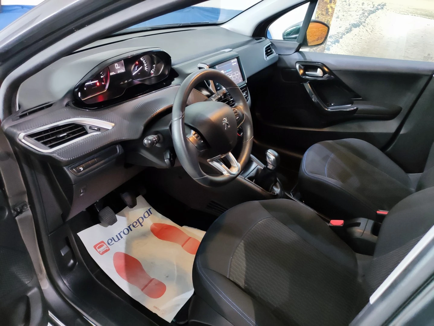 Peugeot 208 PureTech 82 Start &amp; Stop Style