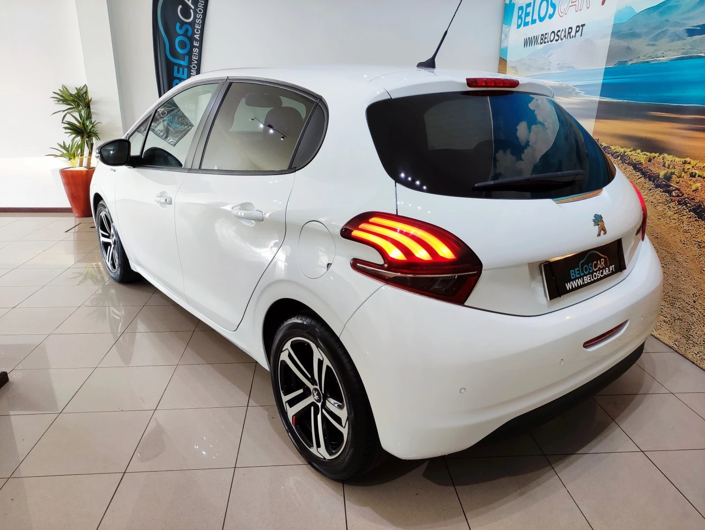 Peugeot 208 PureTech 82 Start &amp; Stop Active