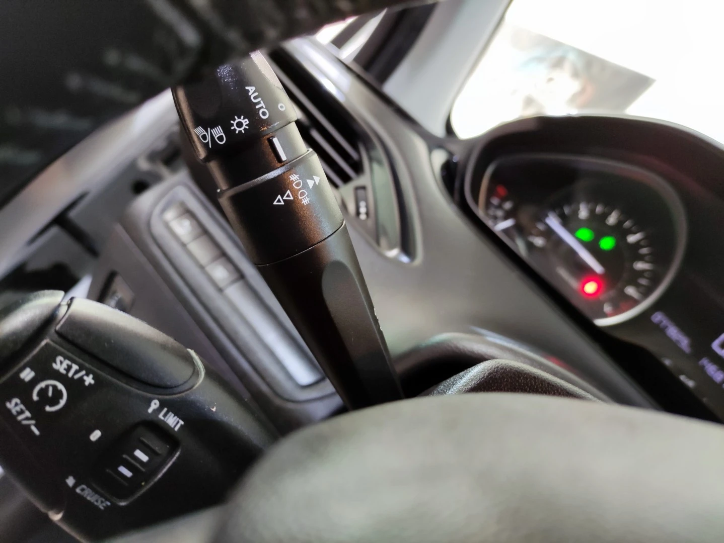 Peugeot 208 PureTech 82 Start &amp; Stop Active