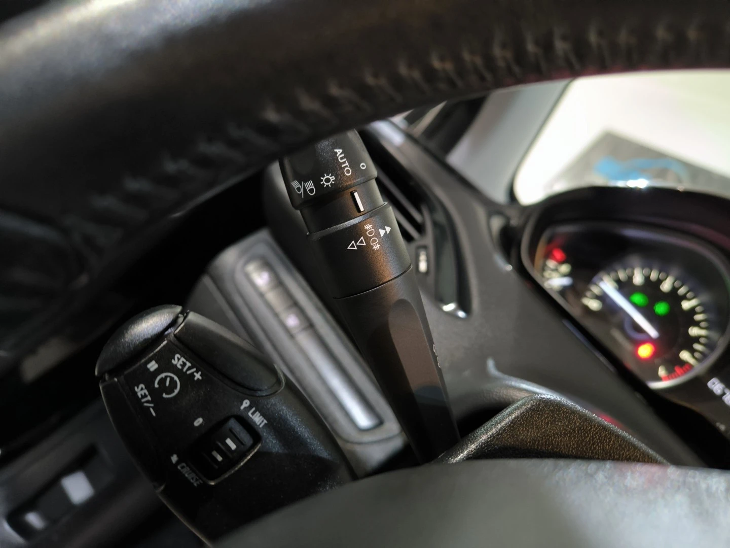 Peugeot 208 PureTech 82 Start &amp; Stop Style