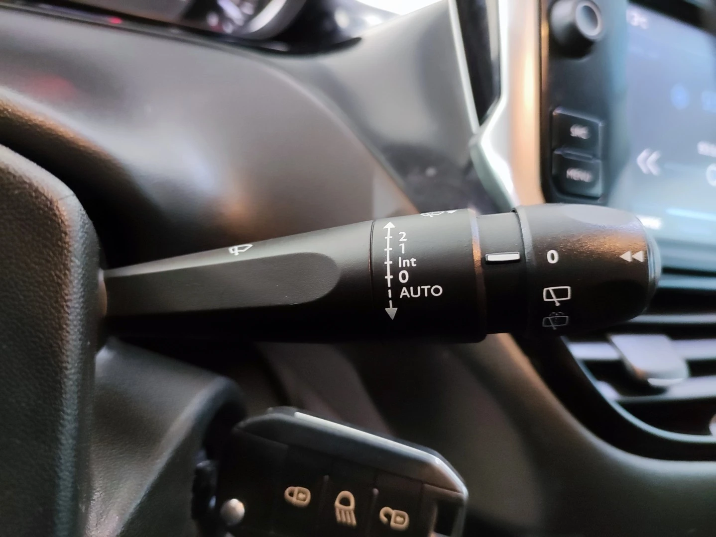 Peugeot 208 PureTech 82 Start &amp; Stop Active