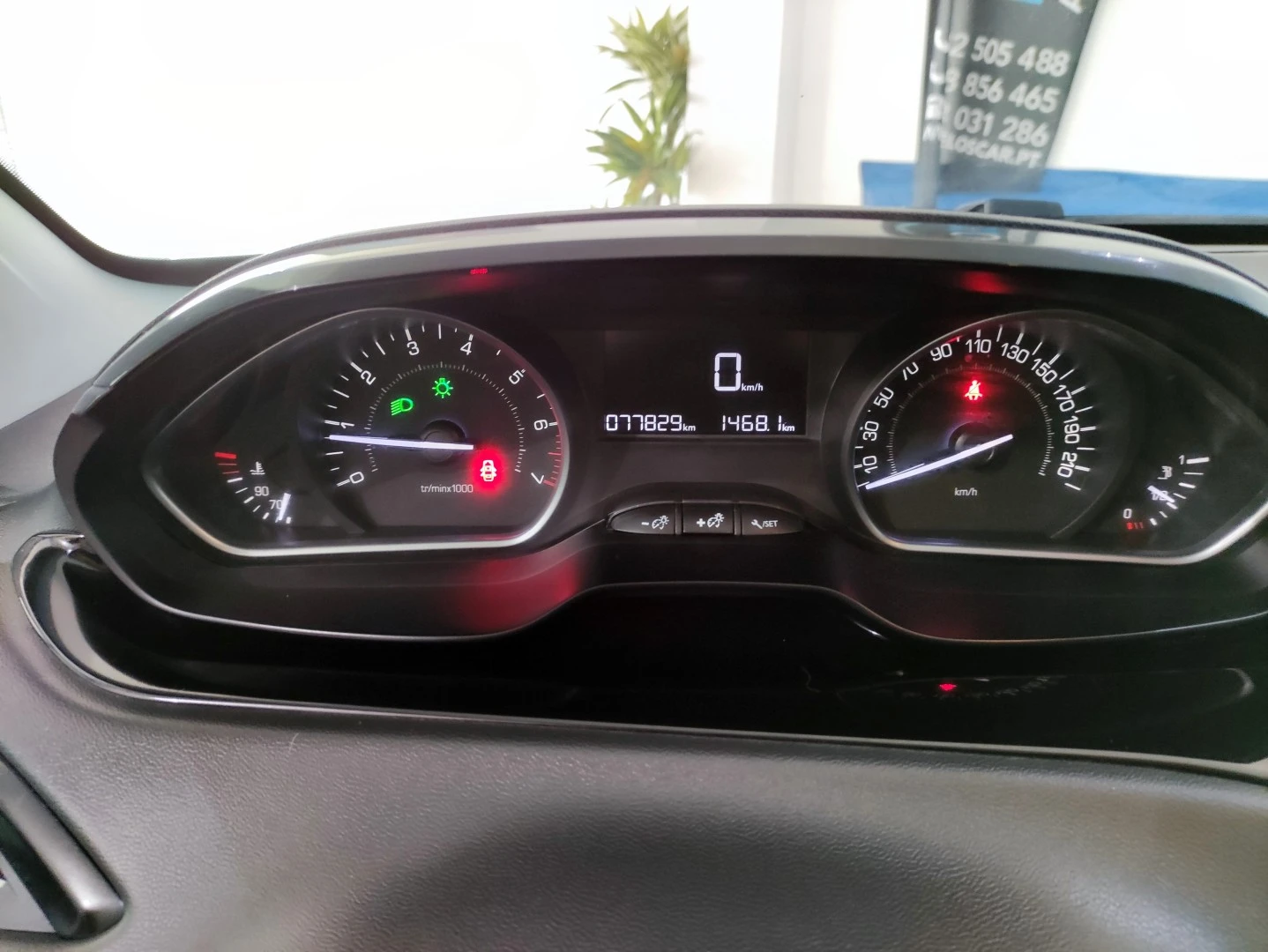 Peugeot 208 PureTech 82 Start &amp; Stop Active