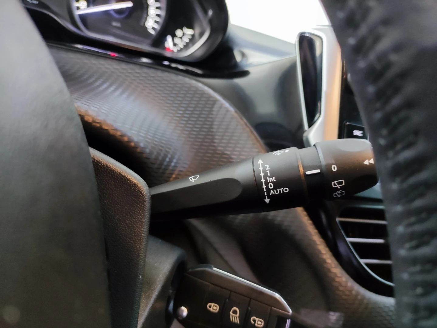 Peugeot 208 PureTech 82 Start &amp; Stop Style