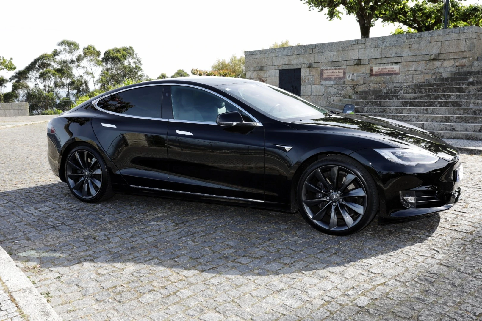 Tesla Model S 75D AWD