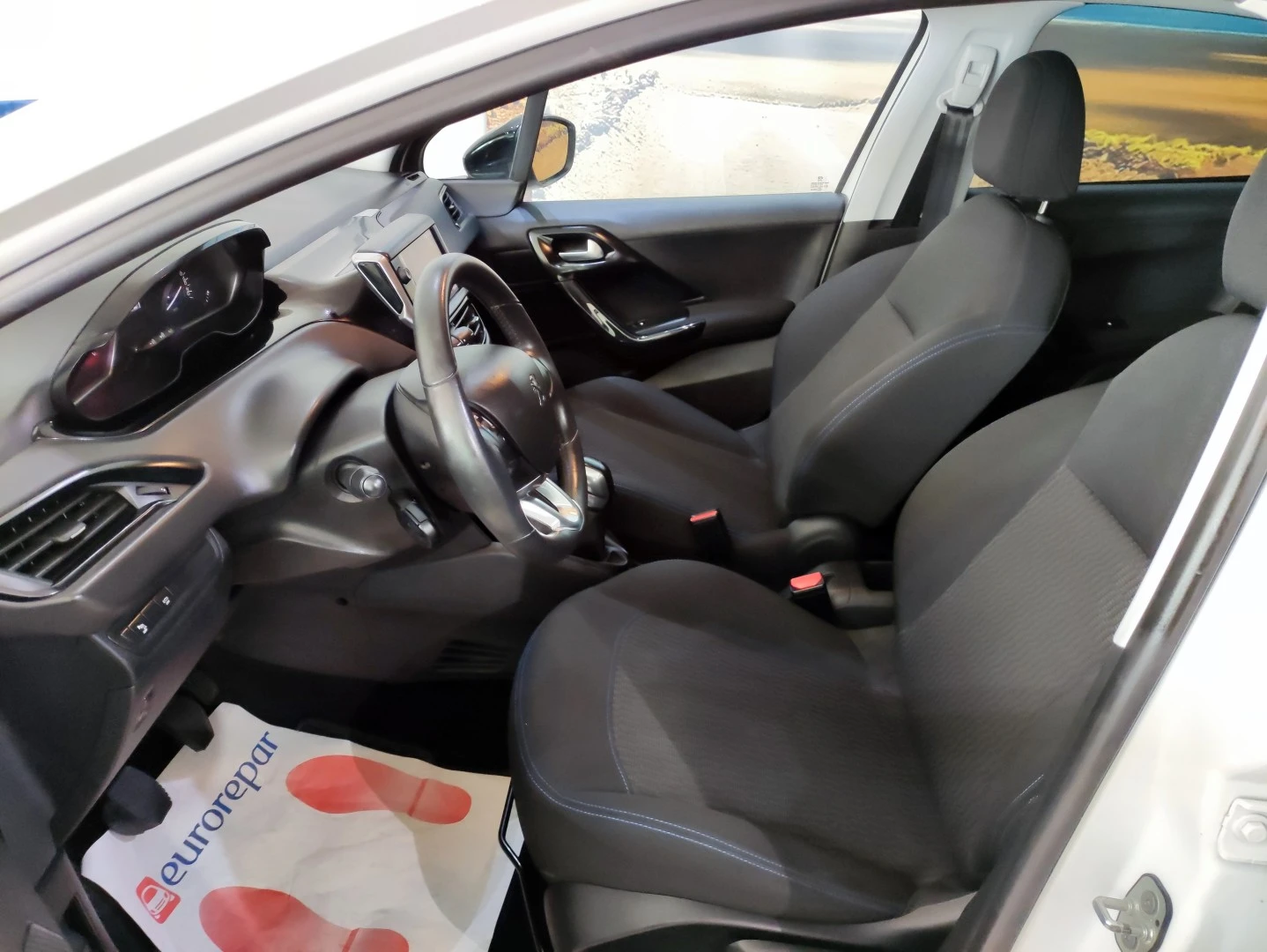Peugeot 208 PureTech 82 Start &amp; Stop Active