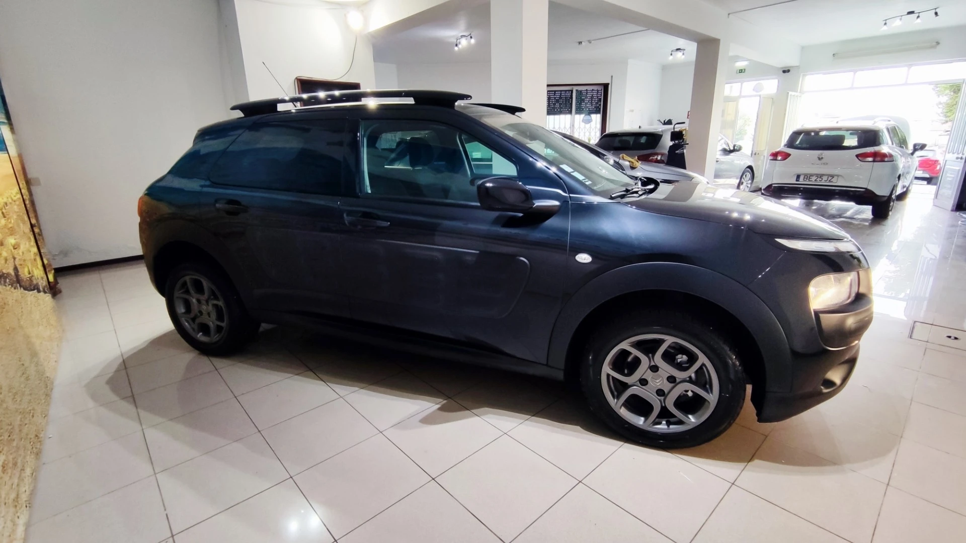 Citroën C4 Cactus 1.2 PureTech Shine EAT6