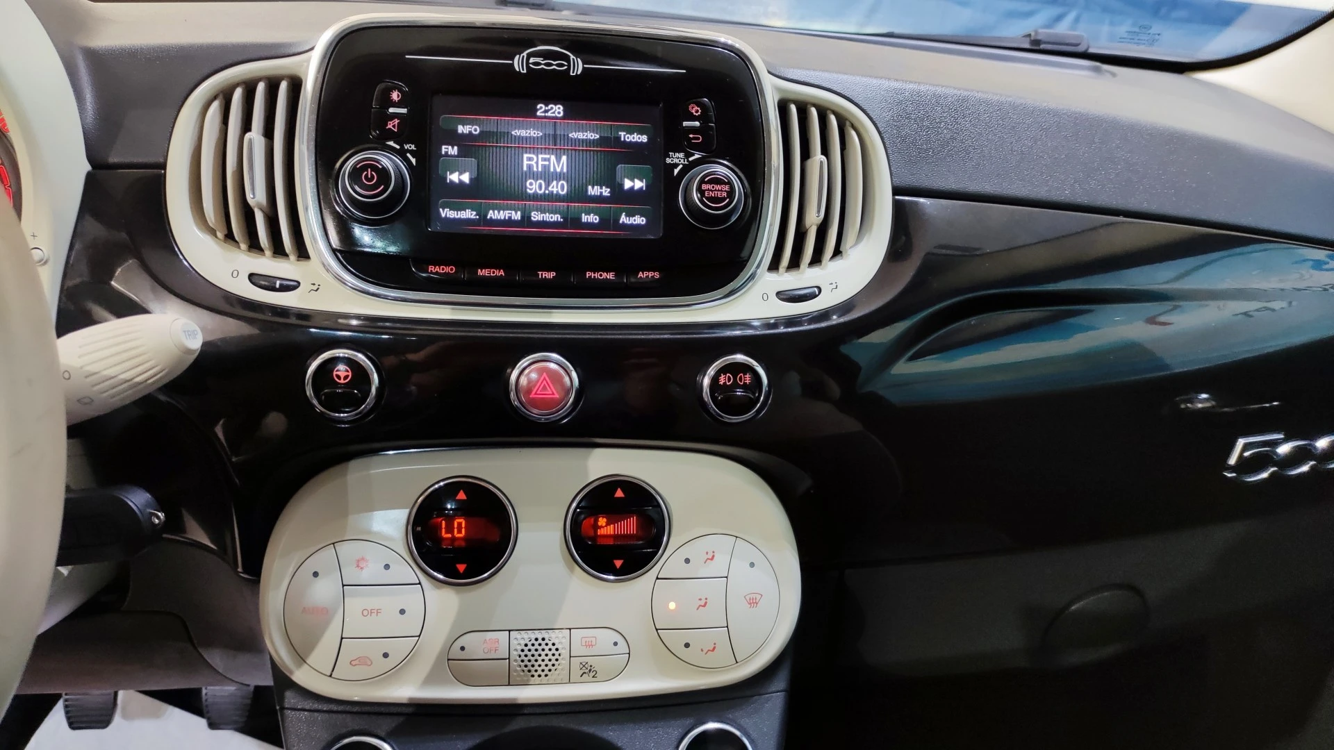 Fiat 500 LOUNGE