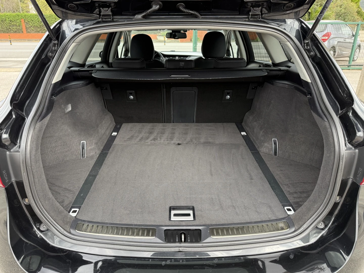 Toyota Avensis SW 2.0 D-4D Sport