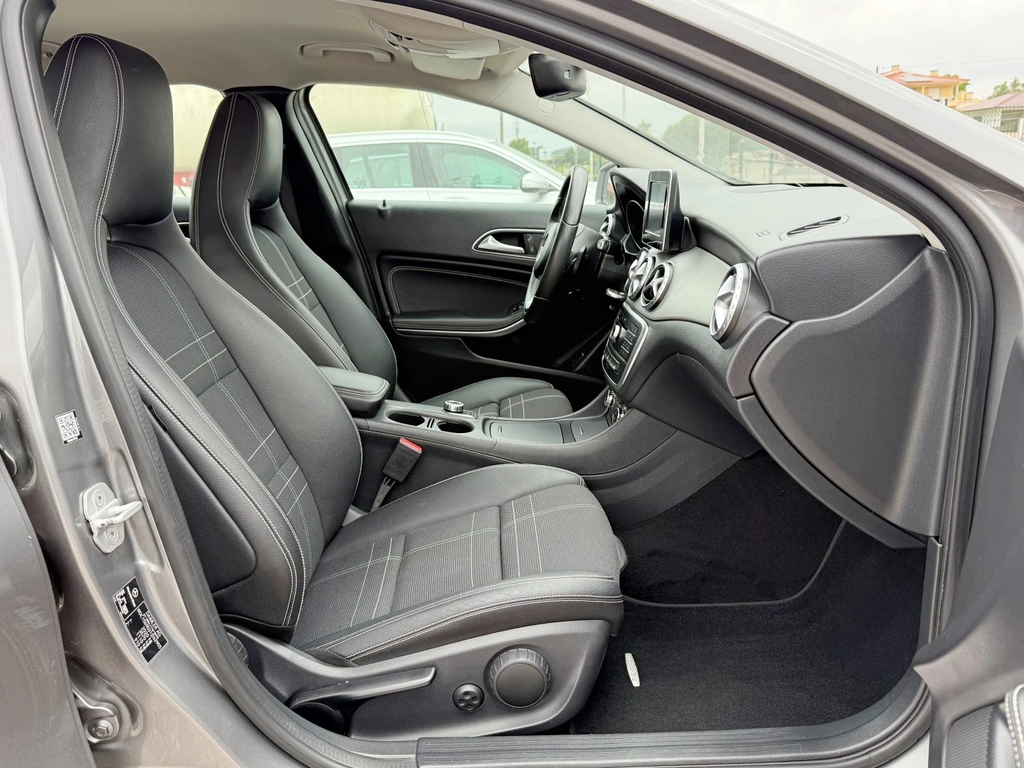 Mercedes-Benz GLA 220 CDI 7G-DCT Urban