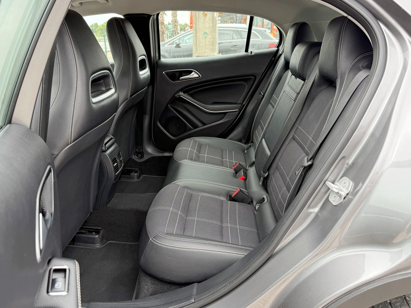 Mercedes-Benz GLA 220 CDI 7G-DCT Urban