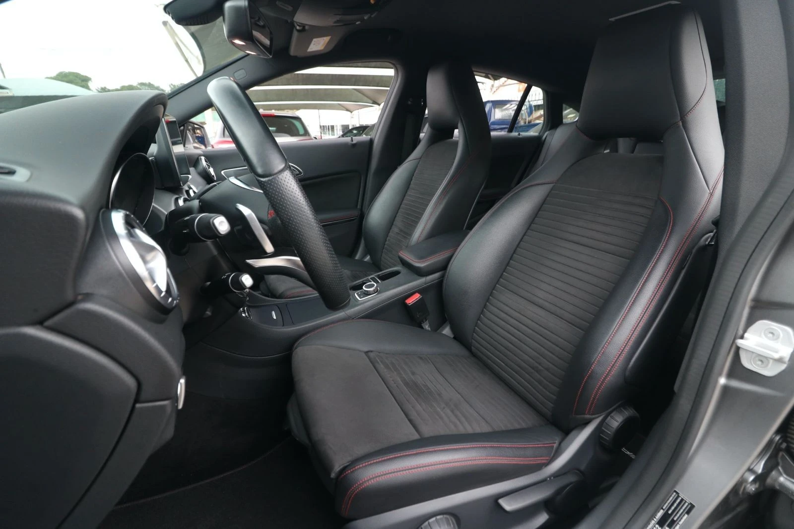 Mercedes-Benz CLA 220 d Shooting Brake AMG Line Aut.
