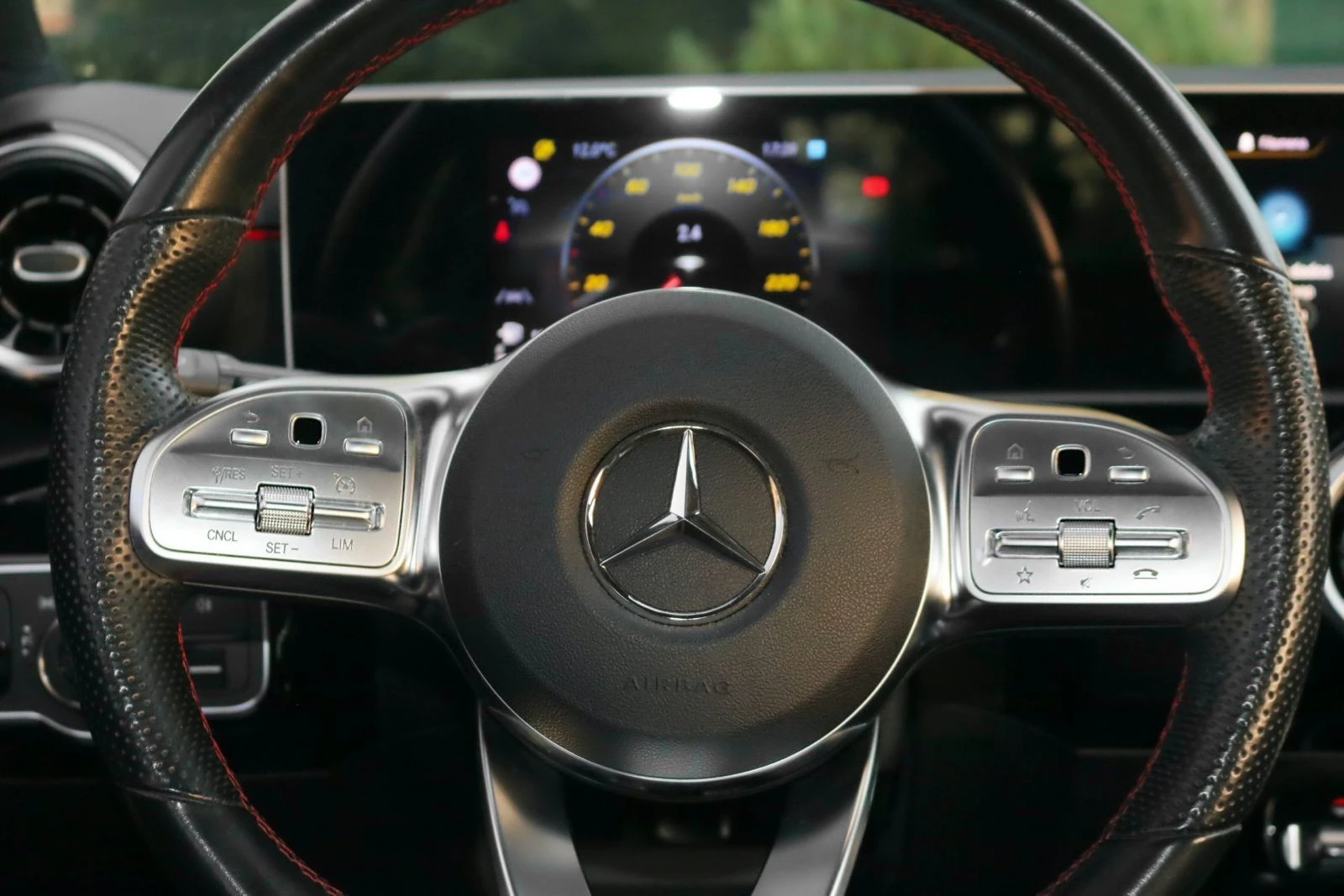 Mercedes-Benz A 160 d AMG Line