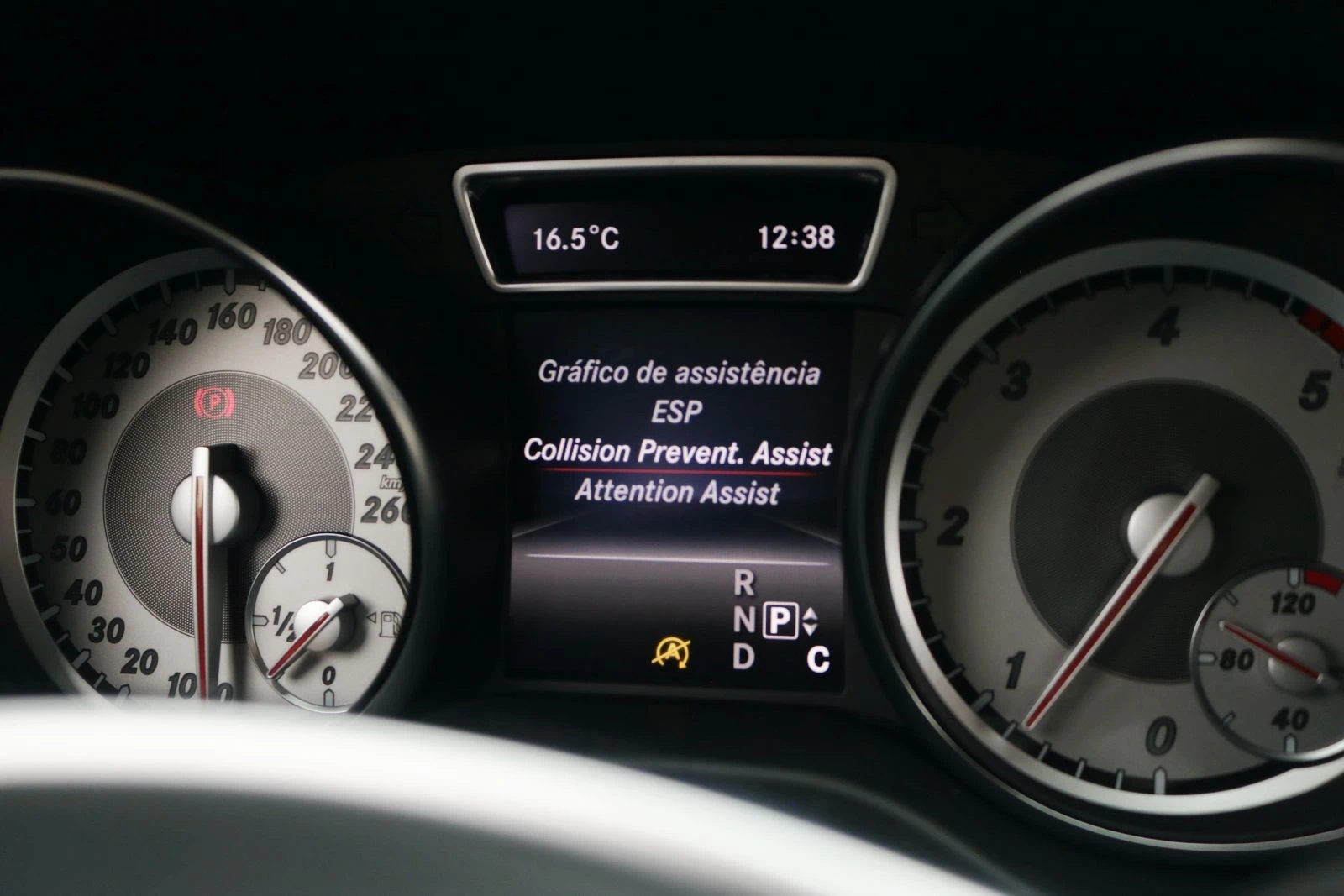 Mercedes-Benz CLA 220 d Shooting Brake AMG Line Aut.
