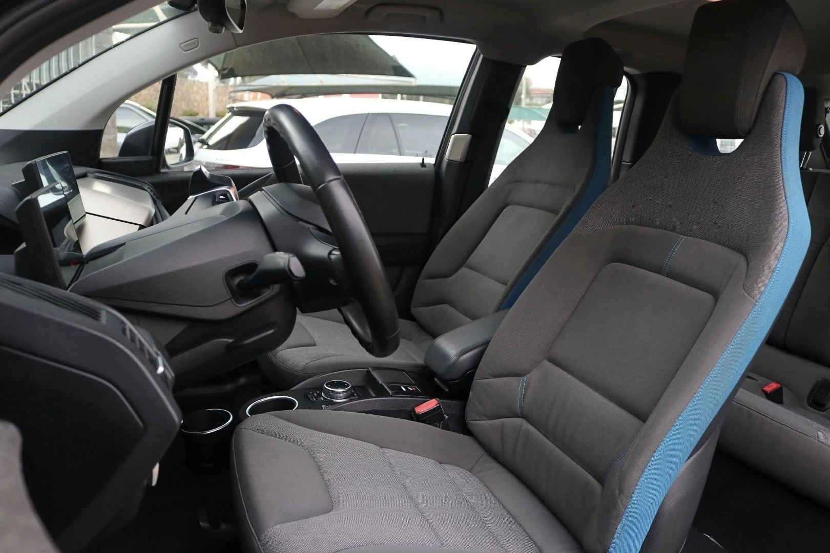 BMW i3 EXA ADVANCE
