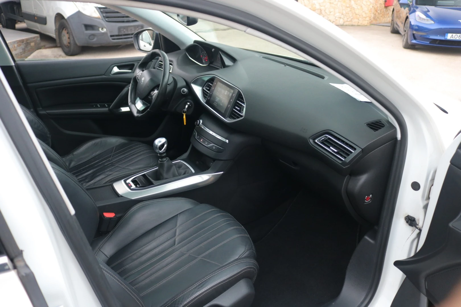 Peugeot 308 1.6 BlueHDi Allure EAT6