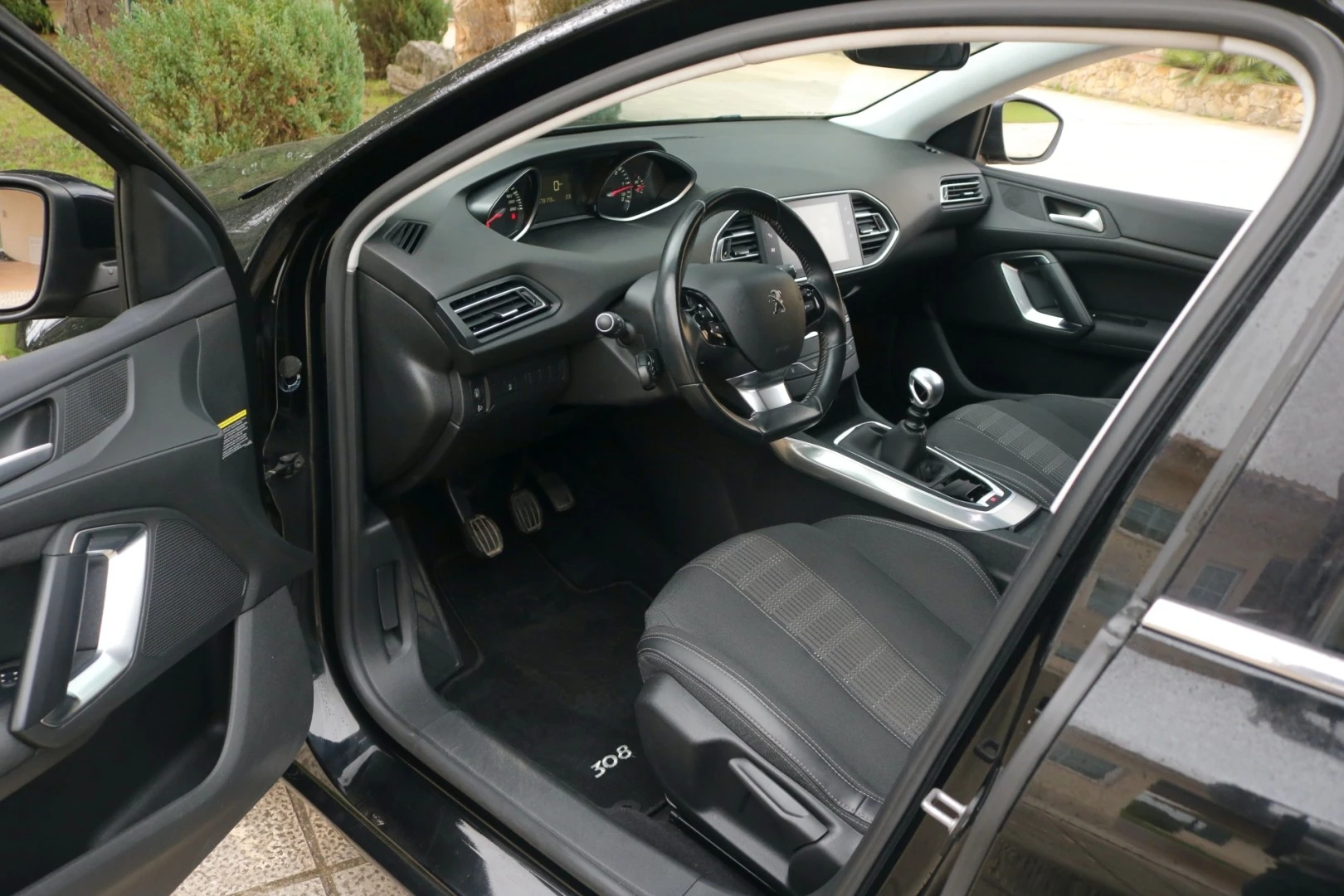 Peugeot 308 1.5 BlueHDi Allure Pack
