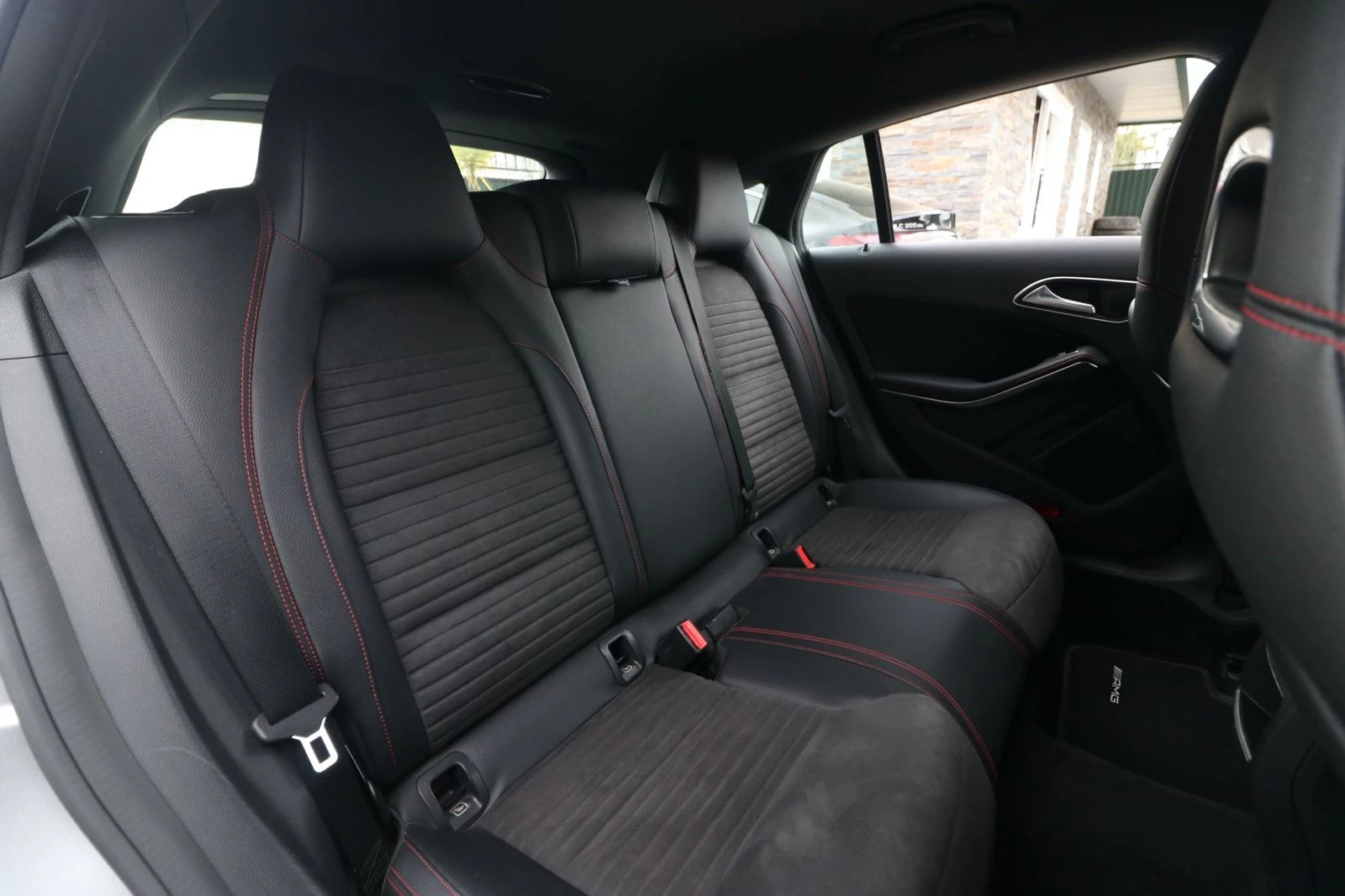 Mercedes-Benz CLA 220 d Shooting Brake AMG Line Aut.
