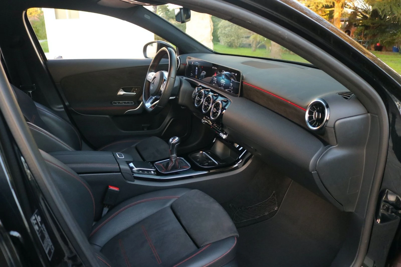 Mercedes-Benz A 160 d AMG Line