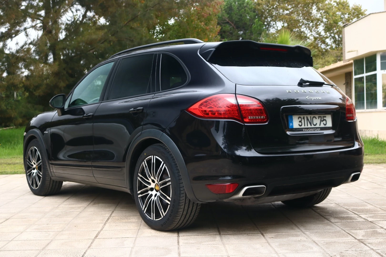 Porsche Cayenne II Platinum Edition