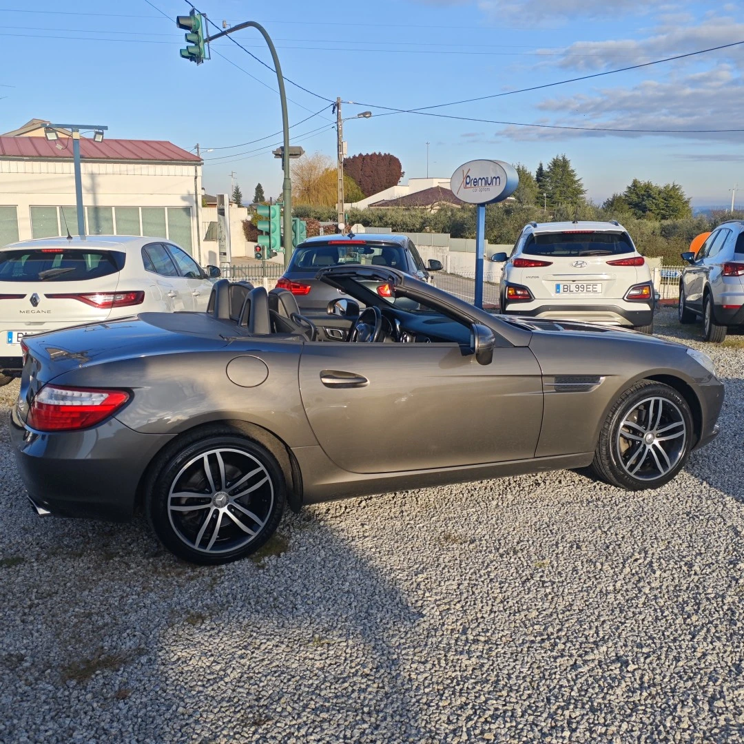Mercedes-Benz SLK 200 (BlueEFFICIENCY)