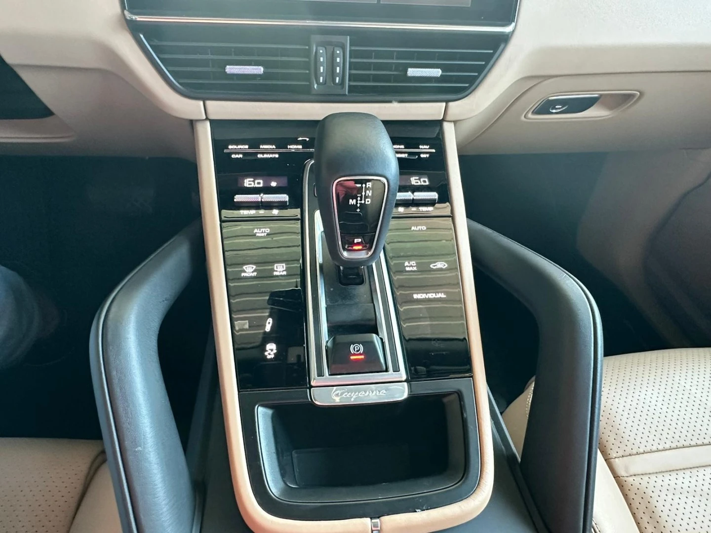 Porsche Cayenne E-Hybrid Tiptronic S