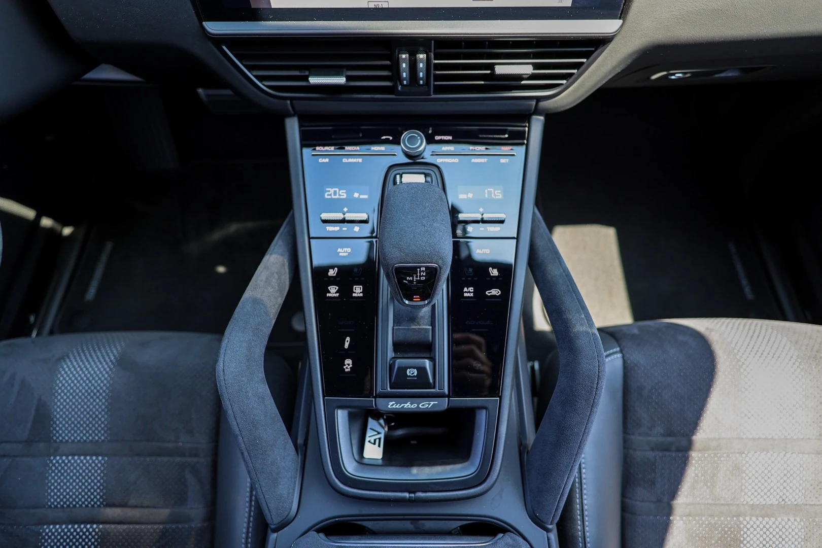 Porsche Cayenne Turbo GT