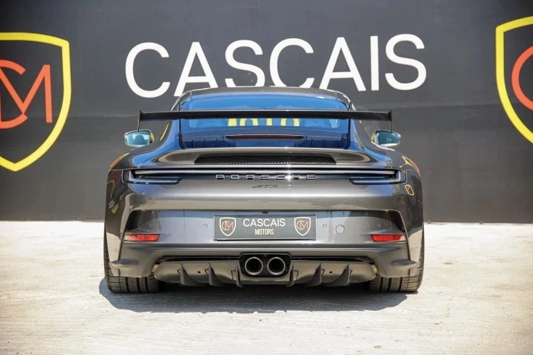 Porsche 911 (992) com lift
