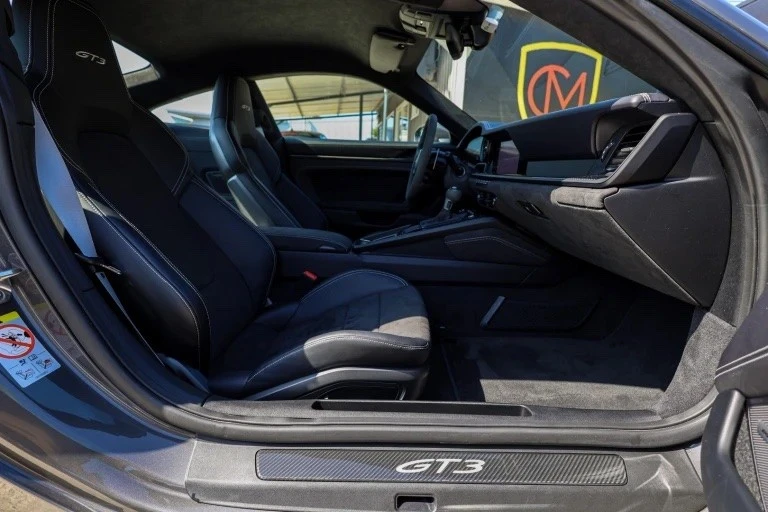 Porsche 911 (992) com lift