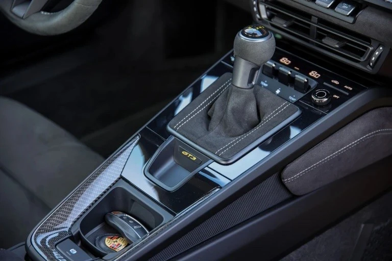 Porsche 911 (992) com lift