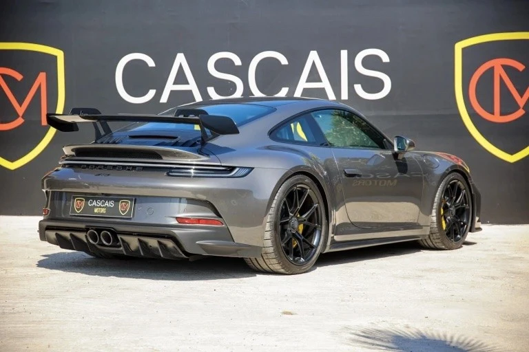 Porsche 911 (992) com lift