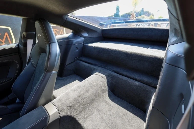 Porsche 911 (992) com lift