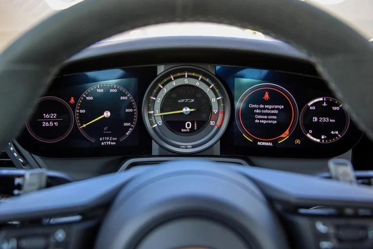 Porsche 911 (992) com lift
