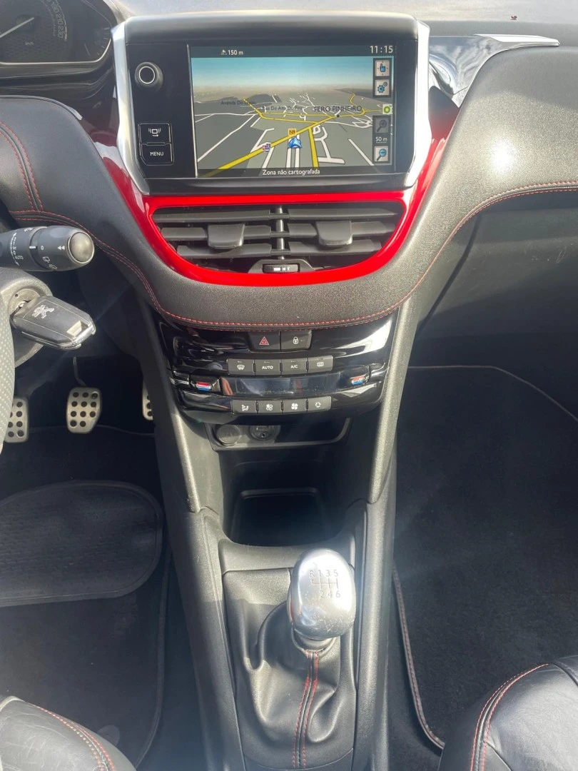 Peugeot 208 1.6 THP GTi