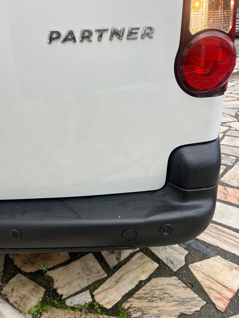 Peugeot Partner 1.6 BlueHDi L2 Premium 3L