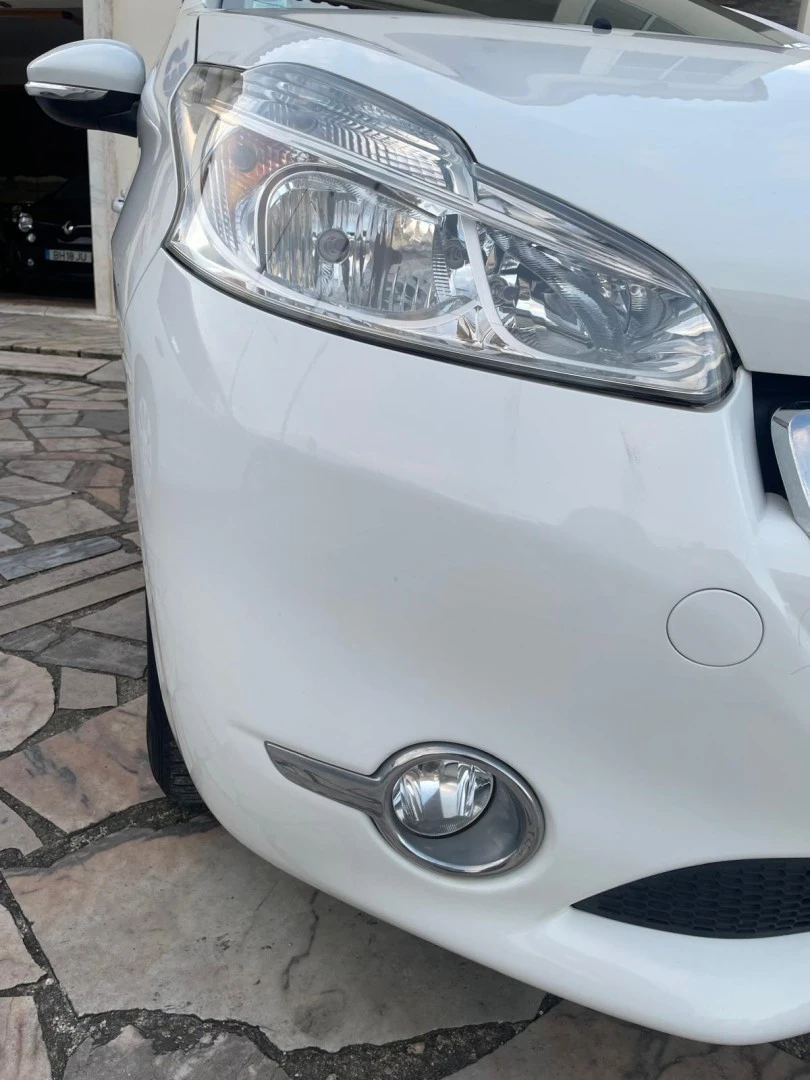 Peugeot 208 1.2 PureTech Signature