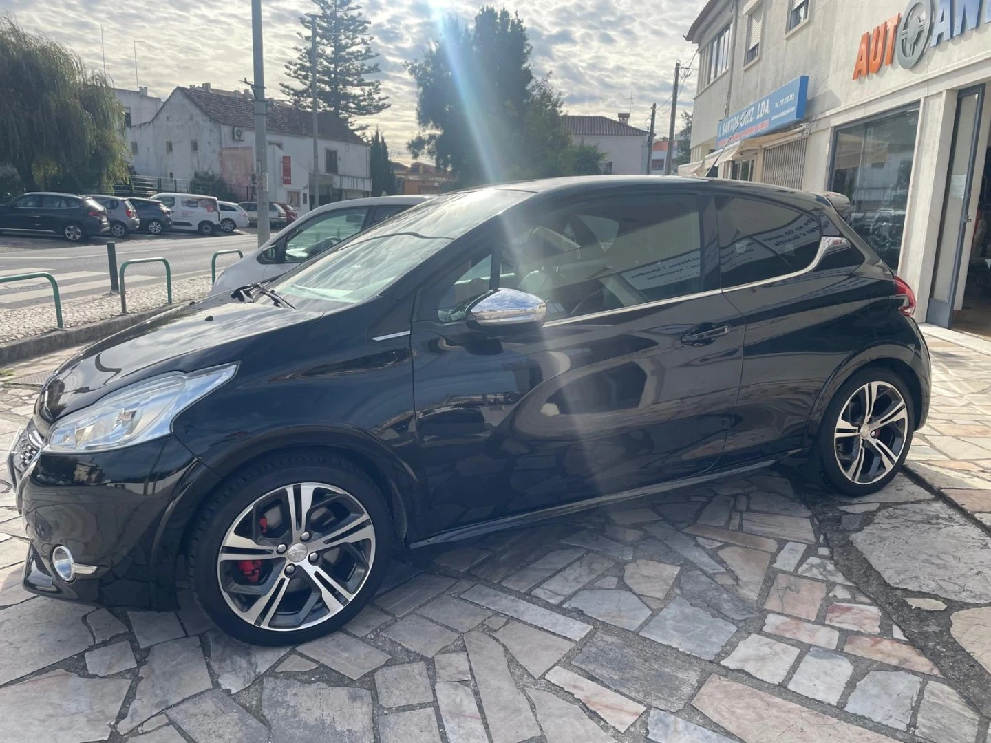 Peugeot 208 1.6 THP GTi