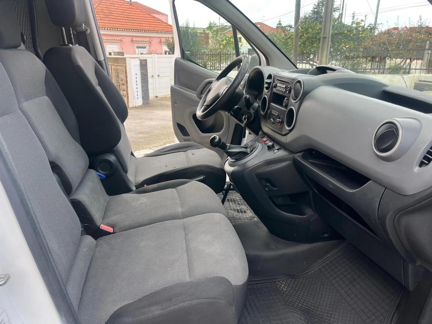 Peugeot Partner 1.6 BlueHDi L2 Premium 3L