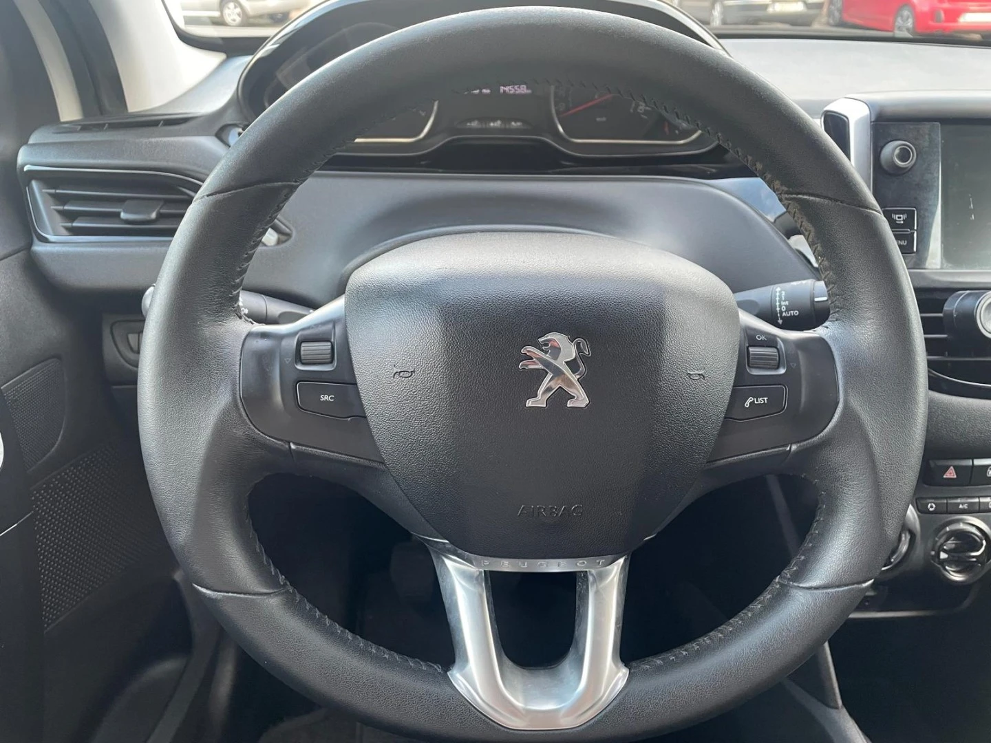 Peugeot 208 1.2 PureTech Signature