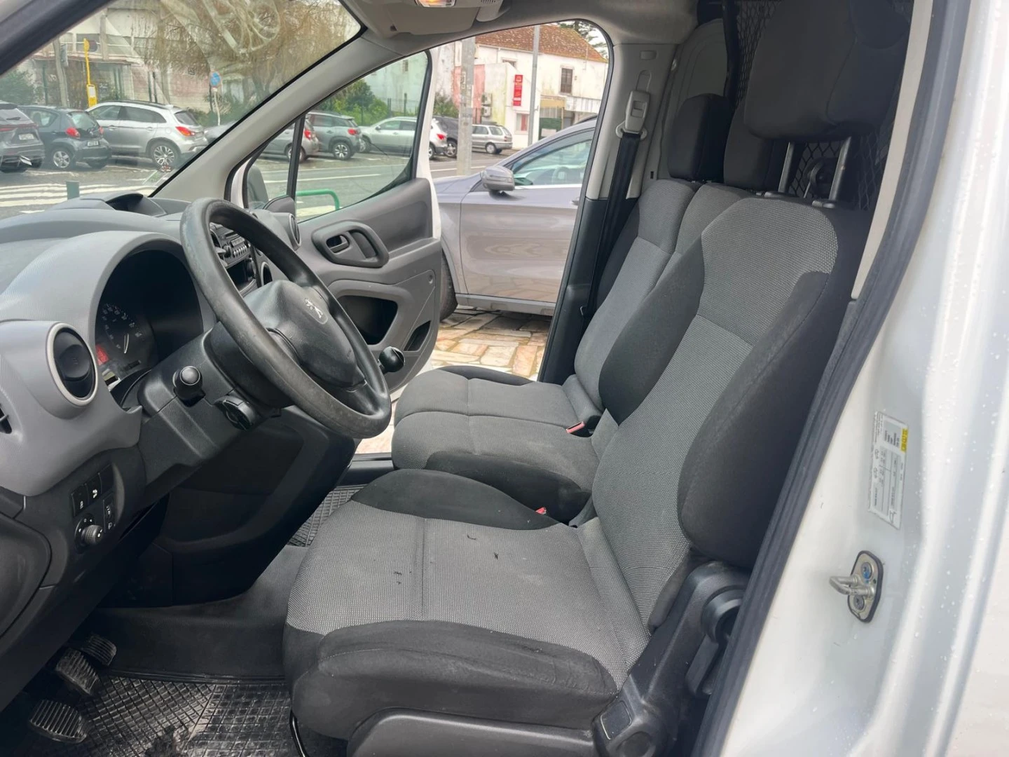 Peugeot Partner 1.6 BlueHDi L2 Premium 3L