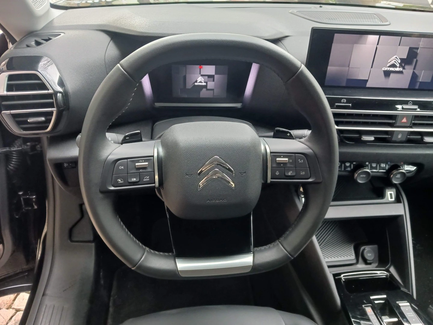 Citroën C4 X 1.2 PureTech Plus EAT8