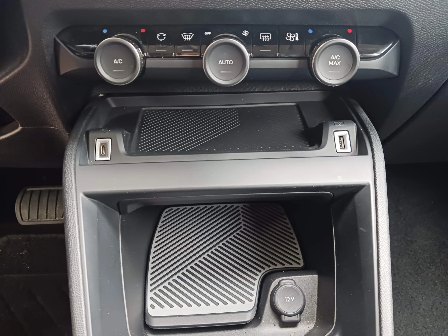 Citroën C4 X 1.2 PureTech Plus EAT8