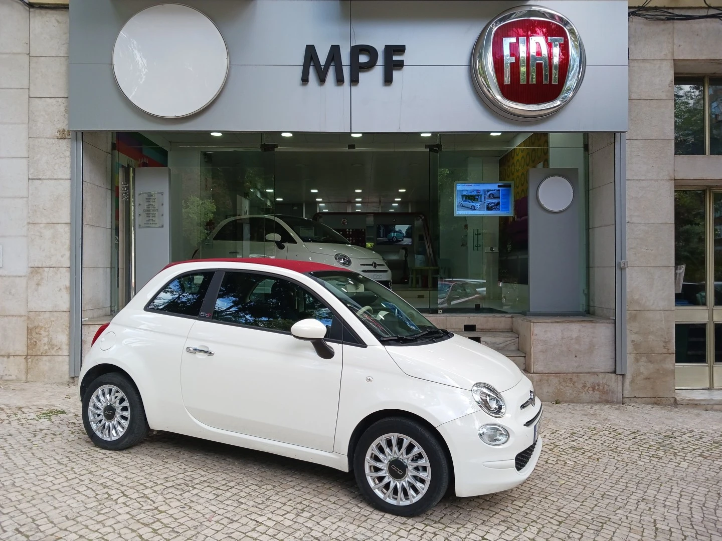 Fiat 500C 1.0 Hybrid Club