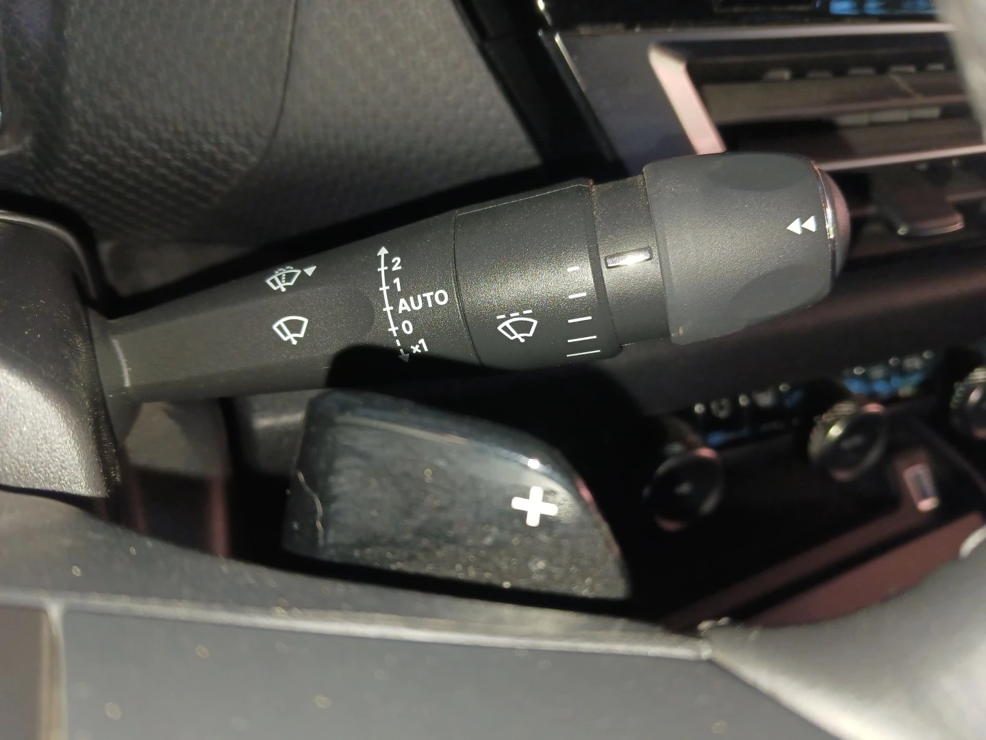 Citroën C4 1.5 BlueHDi Shine Pack EAT8