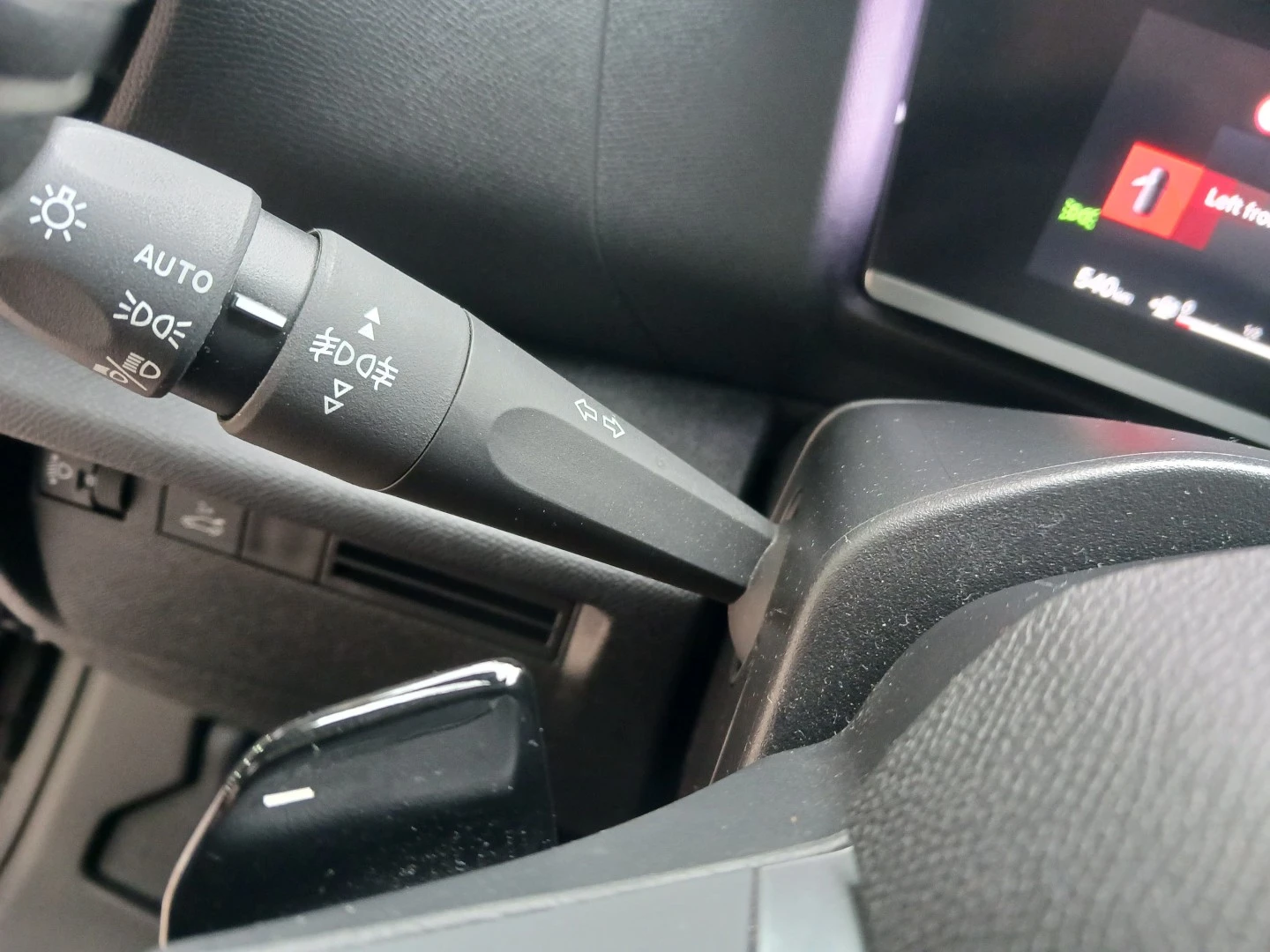 Citroën C4 X 1.2 PureTech Plus EAT8