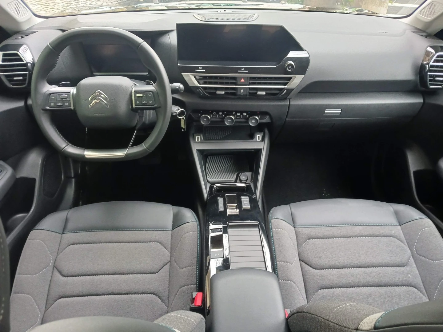 Citroën C4 X 1.2 PureTech Plus EAT8